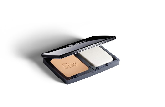 Diorskin Forever Extreme Control – PERFECT MATTE POWDER MAKEUP, EXTREME WEAR, PORE-REFINING EFFECT by Christian Dior