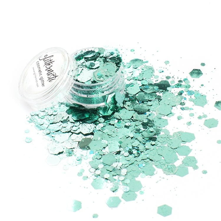 Aquamarine glitter makeup