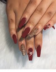 maroon & gold nails - Google search