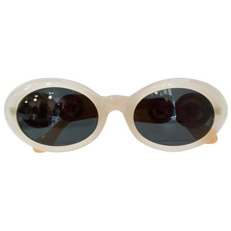 Gianni Versace 1990s Two-Tone Oval Sunglasses For Sale at 1stDibs