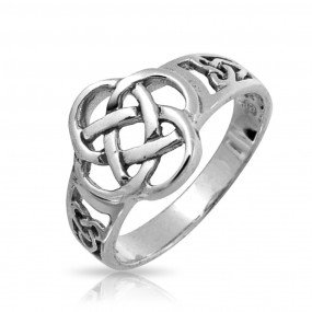 Knots Galore Ring