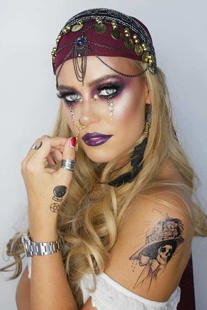 23 Pirate Makeup Ideas for Women to Copy This Halloween - StayGlam