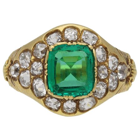 Victorian Natural Colombian Emerald and Diamond Cluster Ring, circa 1900 For Sale at 1stDibs