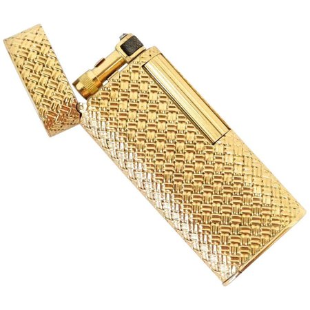 Van Cleef and Arpels 18K Gold Lighter For Sale at 1stDibs