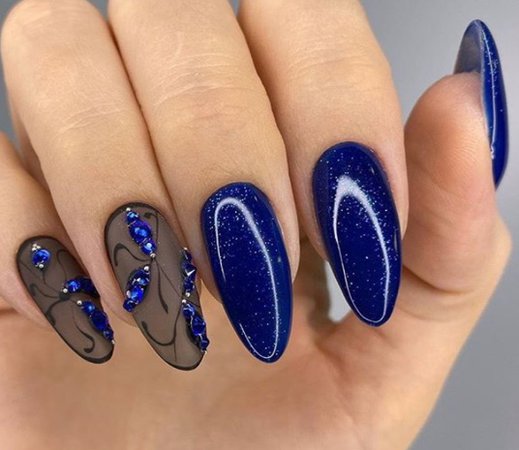 Blue Glitter Nails w/Black Detail