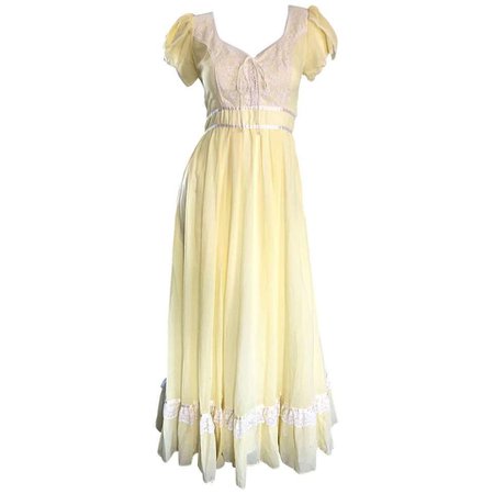 1800s Dress