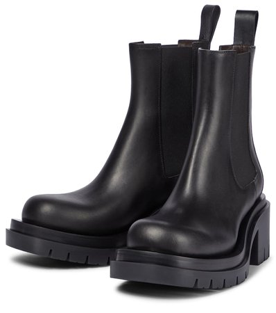 Bottega Veneta - Lug leather Chelsea boots