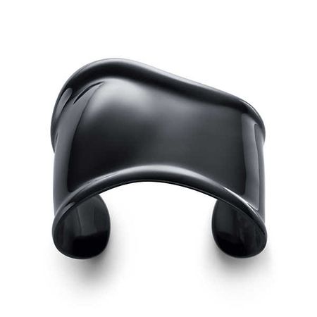 Elsa Peretti™ black Bone cuff, medium. | Tiffany & Co.