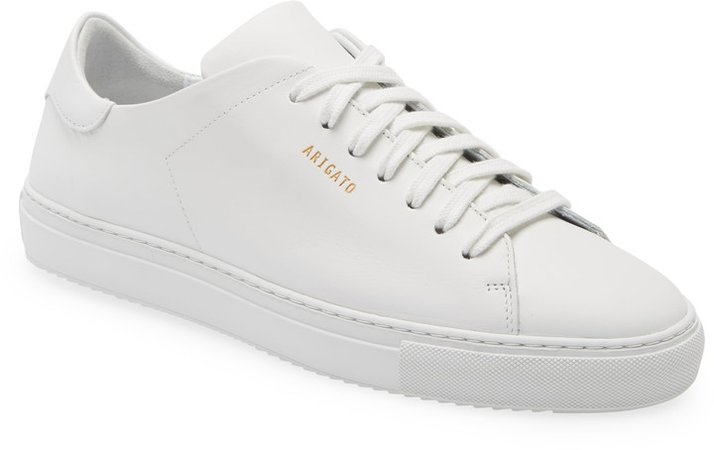 Clean 90 Lace-Up Sneaker