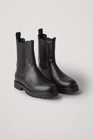 HIGH LEATHER CHELSEA BOOTS - black - Boots - COS