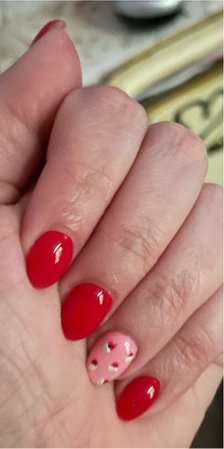 strawberry acrylic nails