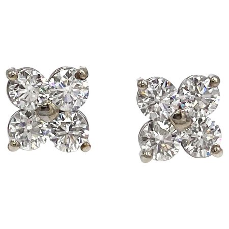 Diamond Quatrefoil Cluster Stud Earrings in 14K White Gold For Sale at 1stDibs