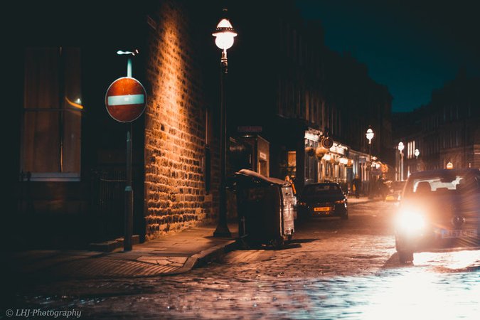 The Streets At Night In Edinburgh. — LHJ Photography