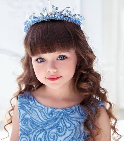 http://kidshairstylehaircut.com/wp-content/uploads/2018/09/Little-Girl-haircuts-with-Bangs-03.jpg