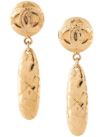 Shop gold Chanel Pre-Owned 1994 CC quilted finish clip-on earrings with Express Delivery - Farfetch
