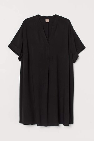 H&M+ V-neck Dress - Black