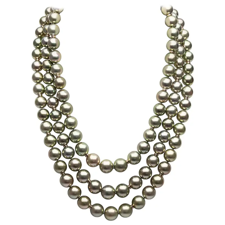Yoko London Pistachio-Coloured Tahitian Pearl Three-Row Necklace