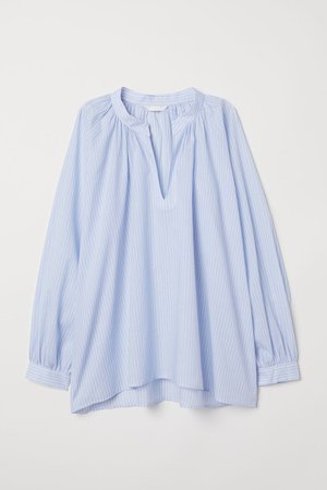 Oversize blue blouse