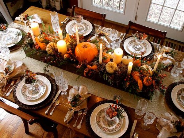 Easy DIY Thanksgiving Centerpieces for a Picture-Perfect Table | Thanksgiving table settings, Thanksgiving table decorations, Thanksgiving centerpieces diy