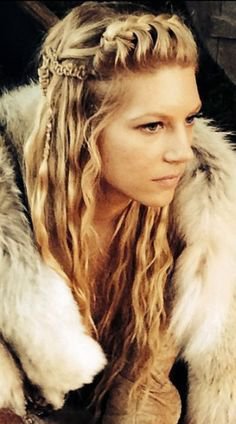 viking girl aesthetic