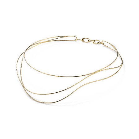 Elsa Peretti™ Wave necklace in 18k gold. | Tiffany & Co.
