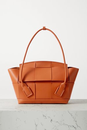 Light brown Arco medium intrecciato leather tote | Bottega Veneta | NET-A-PORTER