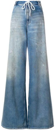 wide-leg stonewash jeans