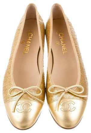 Chanel Gold Gold-tone Interlocking Cc Logo Cap-toe Sequin 40 Flats Size US 10 Regular (M, B) - Tradesy