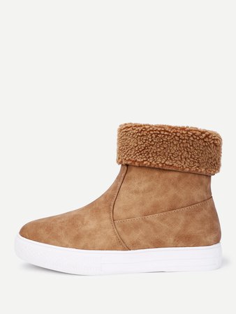 Round Toe Flat Suede Ankle Boots