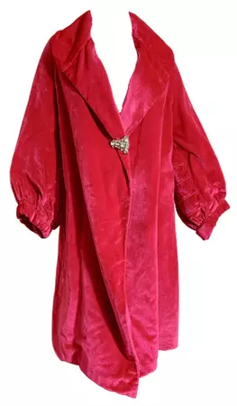 1920s hot pink velvet coat Archives 4 – Dorothea's Closet Vintage