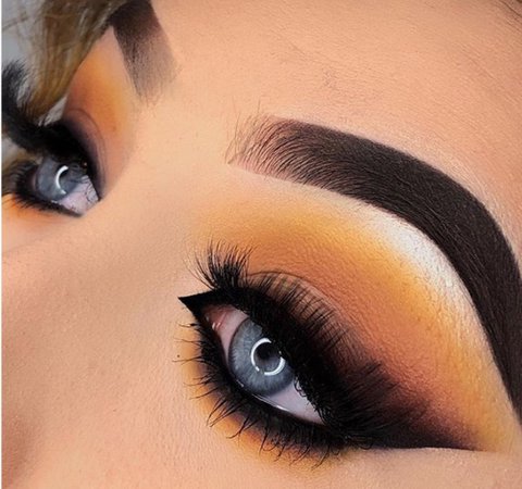 smoked out liner with simple glam eye makeup