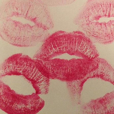 pink kisses