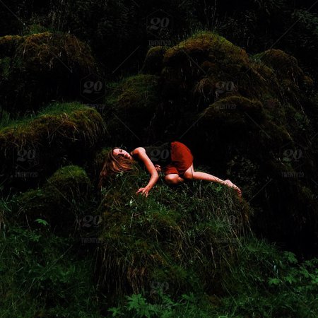 stock-photo-forest-moss-green-girl-oregon-greenery-woman-lady-laying-down-3358c872-f5b9-4f6f-80c5-a5264c7bad1e.jpg (640×640)