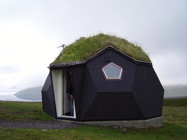 geodesic house