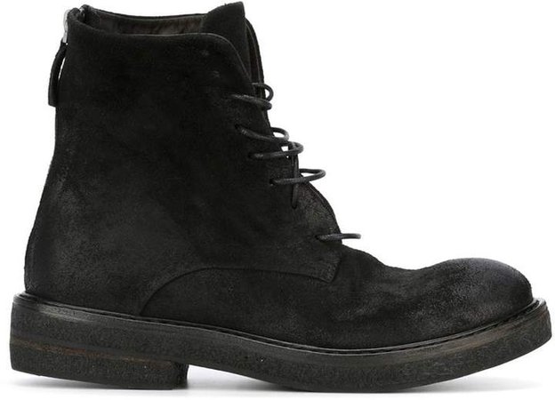 lace-up boots