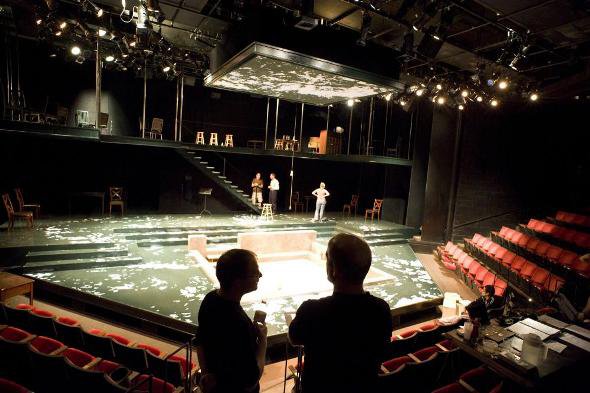 Rehearsal-of-Caroline-or-Change-at-the-Court-Theatre-2008-book-and-lyrics-Tony-Kushner-credit-Michael-Brosilow.jpg (590×393)