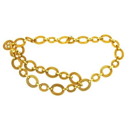 Chanel Gold Textured Oval Link Charm Evening Waist Belt For Sale at 1stdibs
