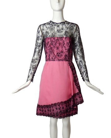 BILL BLASS-1980s Pink Silk Gazar & Black Lace Dress, Size-6 – VINTAGE MARTINI