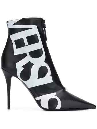 Versus Logo Pointed Boots - Farfetch