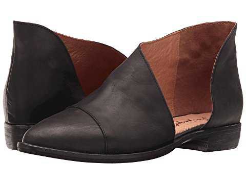 Free People Royale Flat at Zappos.com