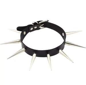 Lethal Spiked Choker – The Berry Shop
