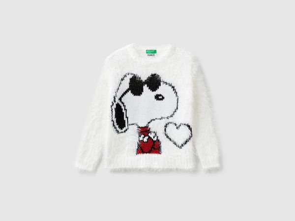 "Snoopy" sweater