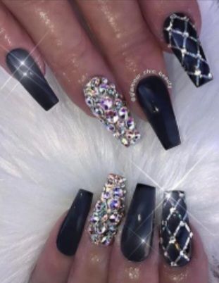Black & Diamond Nails