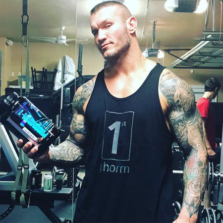 Randy Orton on Instagram: “Late night workout at home with the help of @1stphorm #phormula1protein #legionofboom #bestproteinonthemarket”