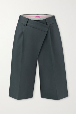 Dark green Soweto asymmetric cotton shorts | GAUGE81 | NET-A-PORTER