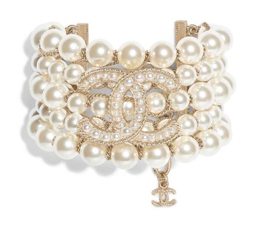 Pearl Chanel bracelet
