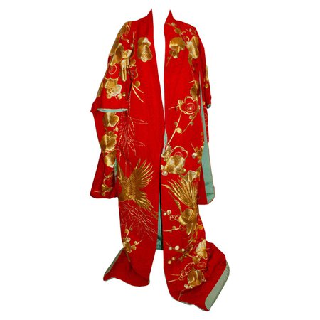 Vintage Red and Gold Wedding Kimono For Sale at 1stDibs