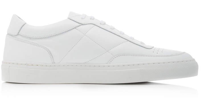 Resort Classic Leather Low-Top Sneakers