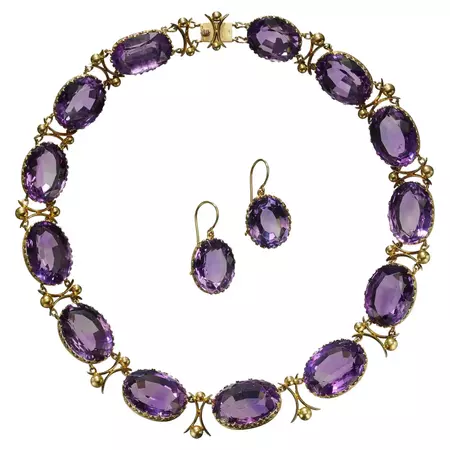 Antique Amethyst and Gold Riviére Necklace and Earrings Suite, Circa 1880 For Sale at 1stDibs
