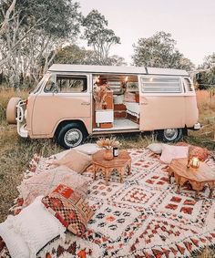 Dreamy picnic camp